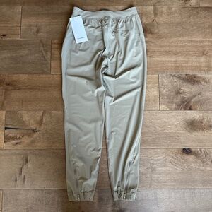 Lululemon Adapted State High-Rise Jogger Full Length 28" Sheer Oak Women's 6 NEW